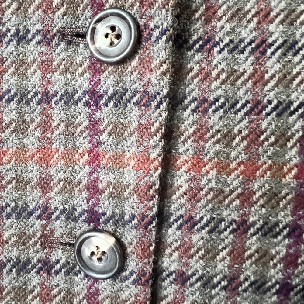 Aquascutum London Vintage Women’s 100% Wool Plaid Blazer, Like New, Size 4 - Picture 10 of 16